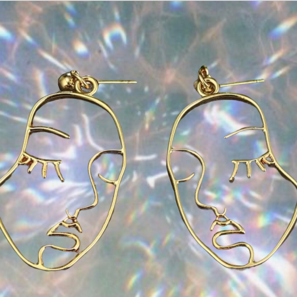 New Hollow Face Design Drop Earrings